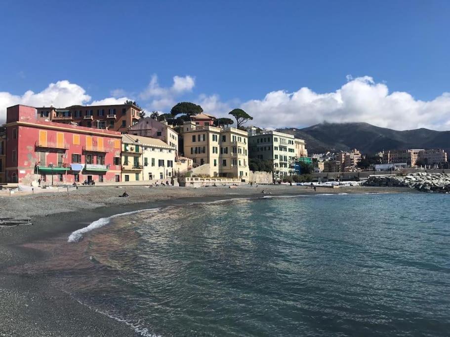 Pisi Home, 2 Min Dalla Spiaggia E Dall' Ospedale Gaslini Génova Exterior foto
